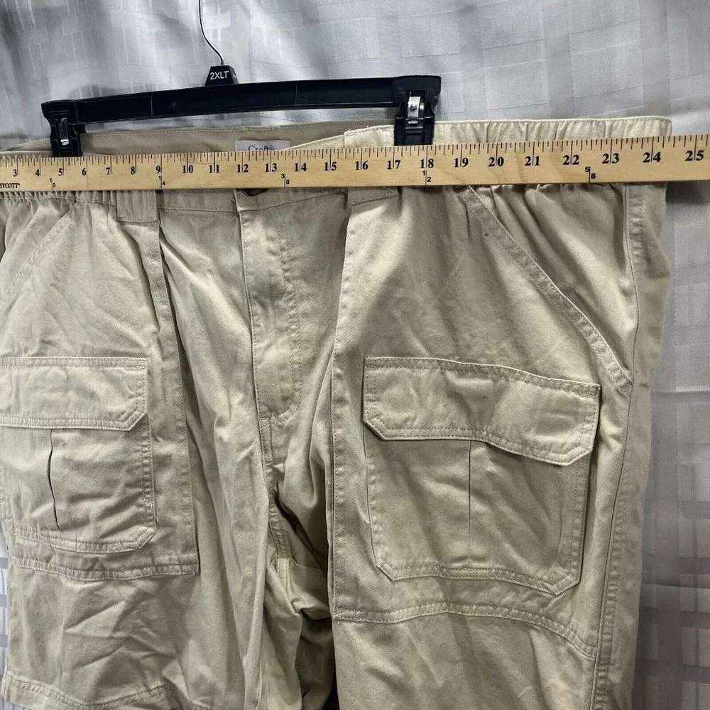 Croft & Barrow Men Cargo Shorts SIZE 52 Color Brown Khaki - Picture 3 of 11